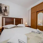 Scerbe Gordana & Miljenko Rab Rab Town